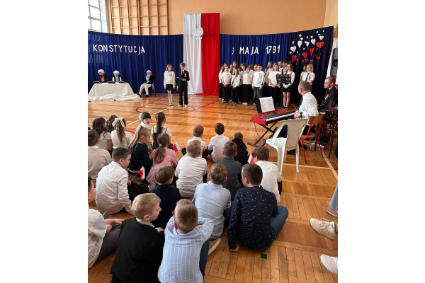 z okazji Świąt Majowych