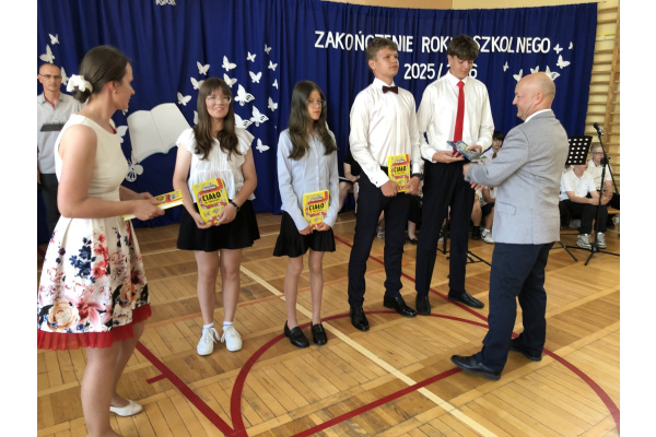 zakończenie szkoły klas 8a,b,c